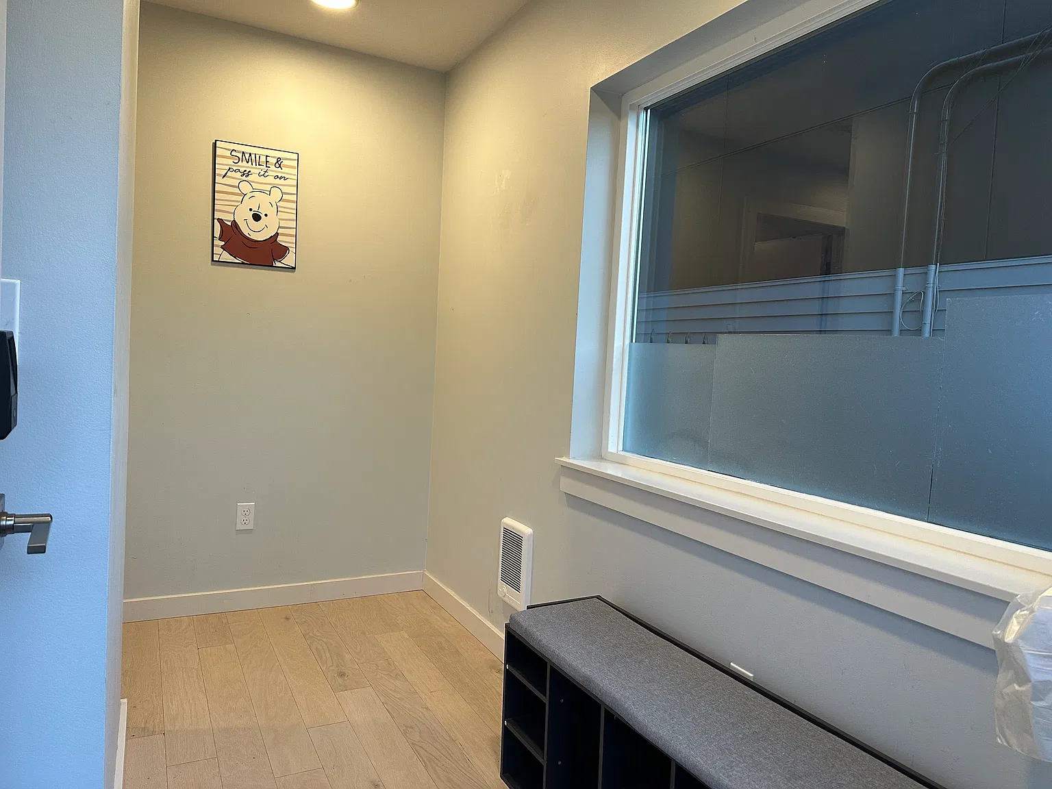 2 bed, 2.5 bath, 1050 sqft, $3,600 — Photo 2