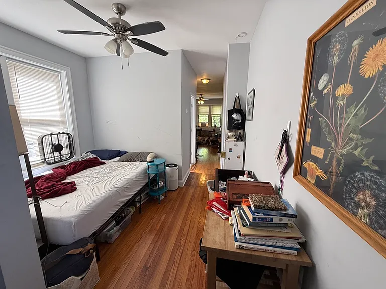 2820 W Dickens Ave #3 — Photo 4