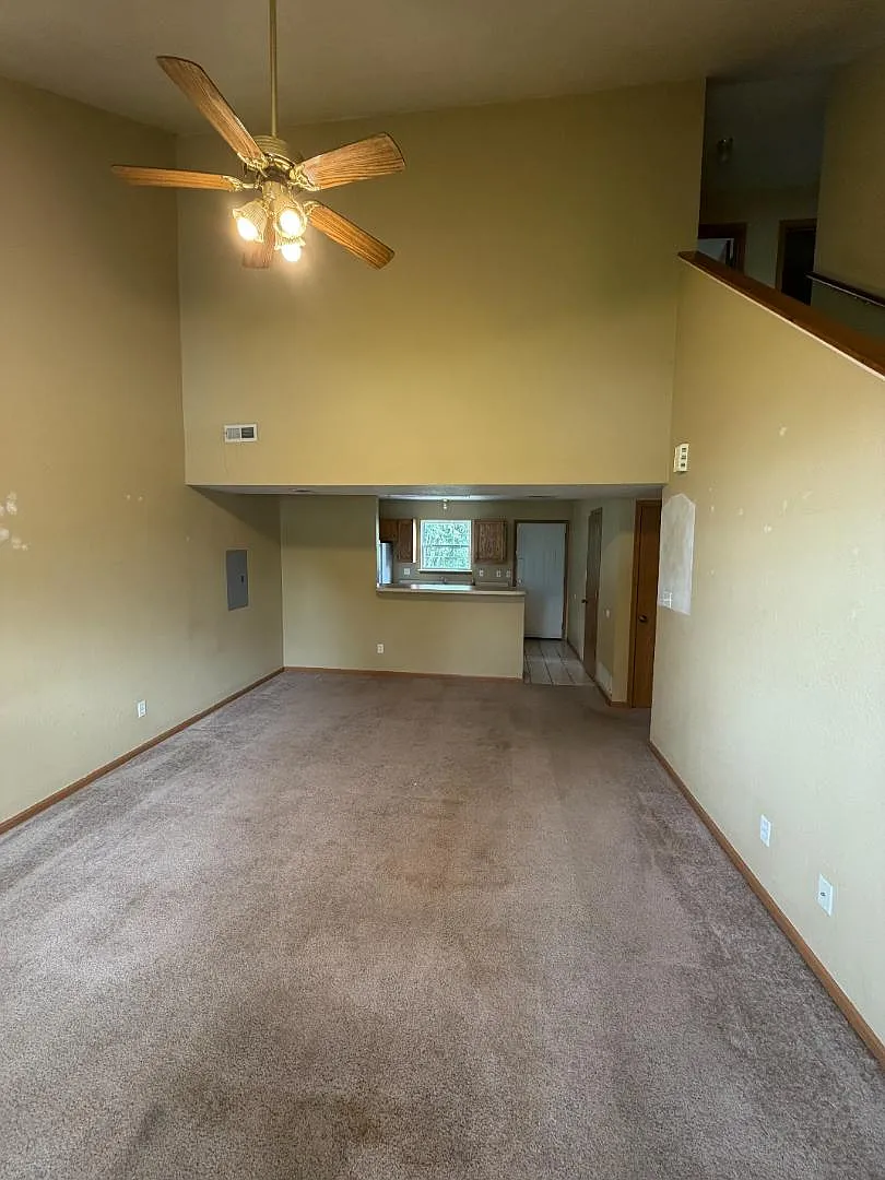 104 SouthWoods Court - A — Photo 3