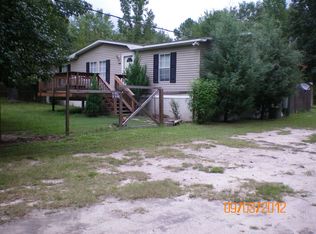 1445 Meadowview Ln, Lugoff, SC 29078