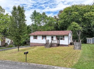 227 Schofield Dr, Greeneville, TN 37745