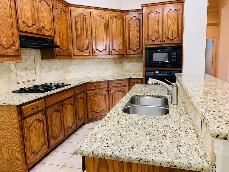 1505 Somerset Dr — Photo 15