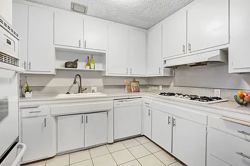 Fulton Terrace Apartments Photo 1