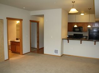 1909 E Sunset Dr #104, Bellingham, WA 98226