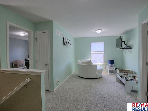 4th image of 1597 N 208th Ave
