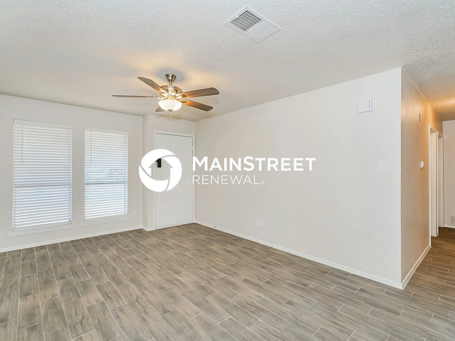 2737 Mill Pond Rd — Photo 4