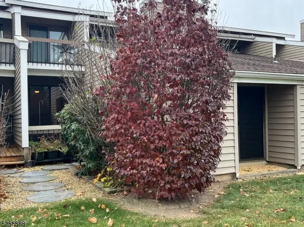 25 Crossway, Union Twp., NJ 08809