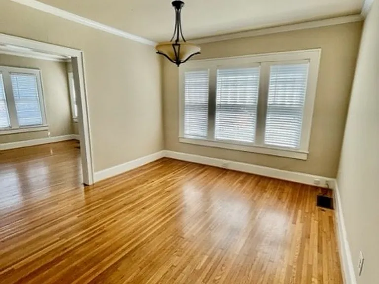 401 Wesley Heights Way — Photo 7