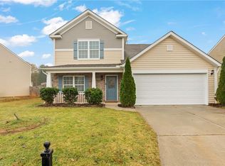 2463 Griffith Meadows Dr, Winston Salem, NC 27103