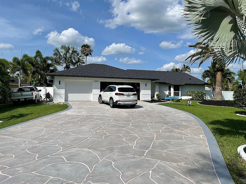 1st image of 2621 SW 41st Ter