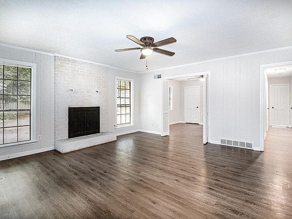 2nd image of 2659 Stage Park Dr