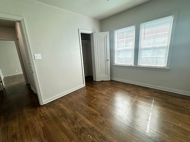 1015 N Delaware Pl — Photo 17