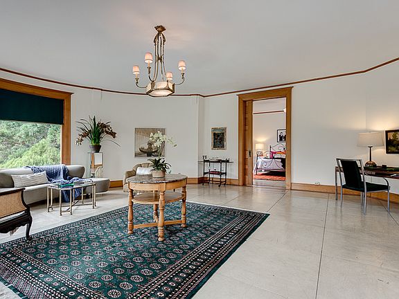 4th image of 99 S Raymond Ave #201