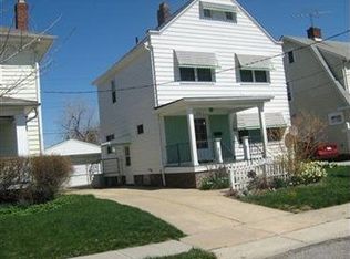 17601 Crestland Rd, Cleveland, OH 44119