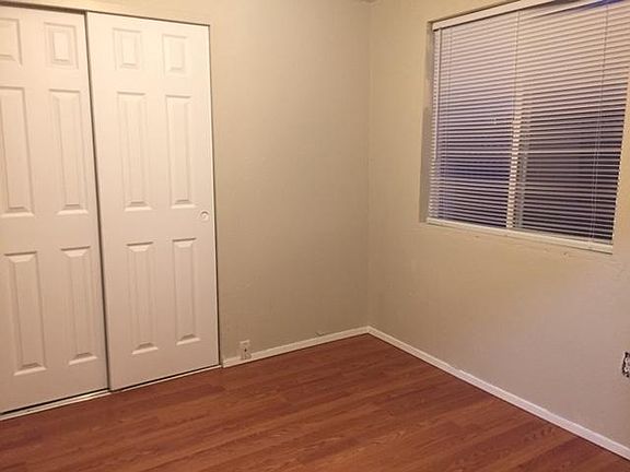 5th image of 619 S Ainsworth Ave APT A
