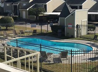 38 April Point Dr S #38, Montgomery, TX 77356