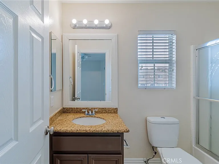 2272 Mary Clare St — Photo 17