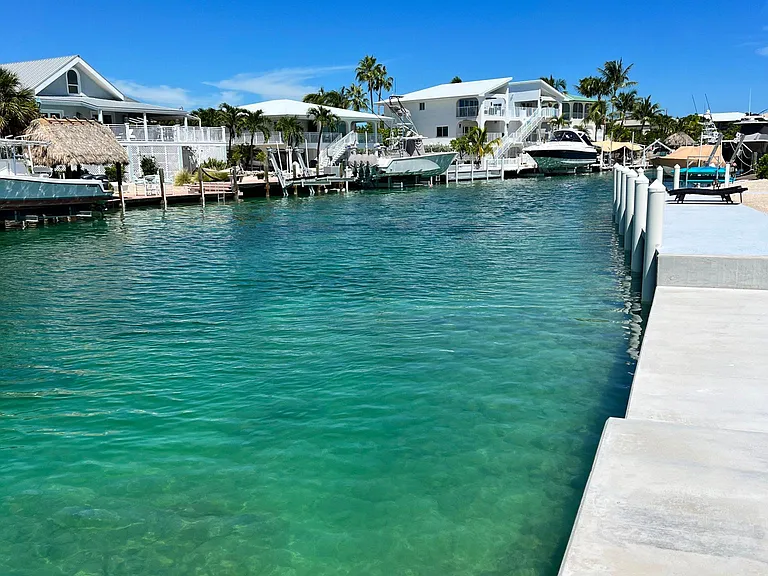 244 W Seaview Dr — Photo 3