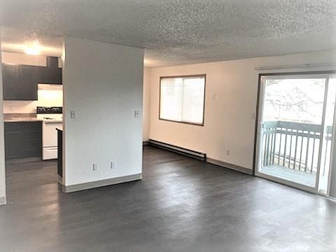 1st image of 1420 S Hawthorne Dr #1420A