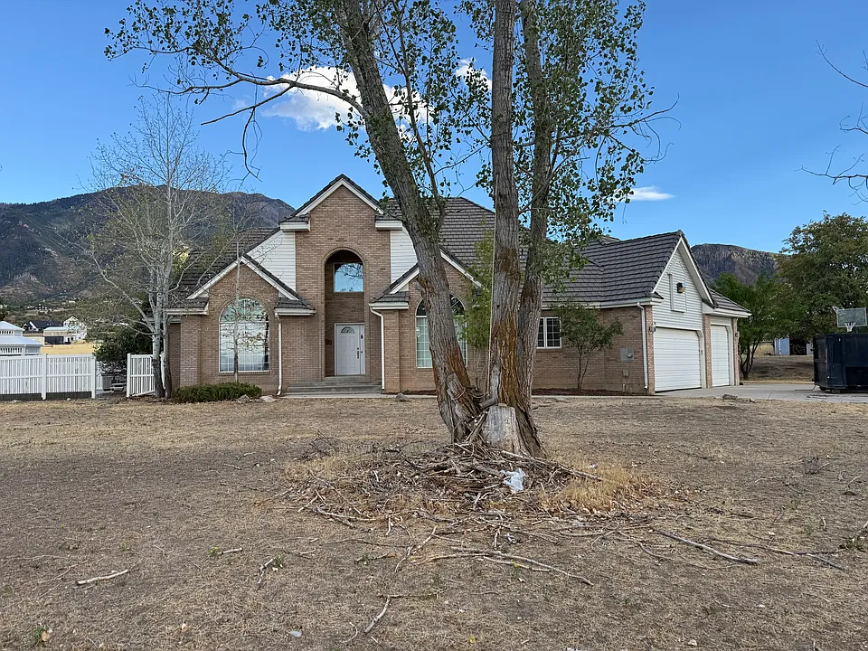 11321 S Loafer Canyon Rd