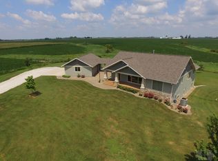 1681 170th St, Mount Pleasant, IA 52641