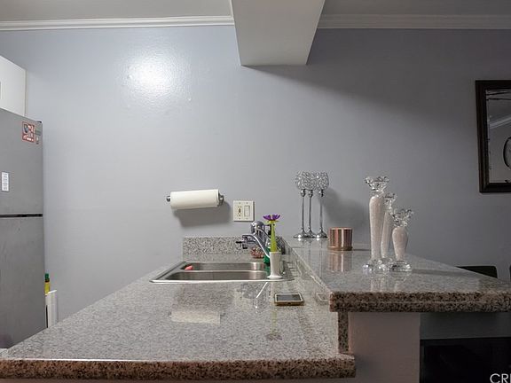 4th image of 18350 Hatteras St APT 117