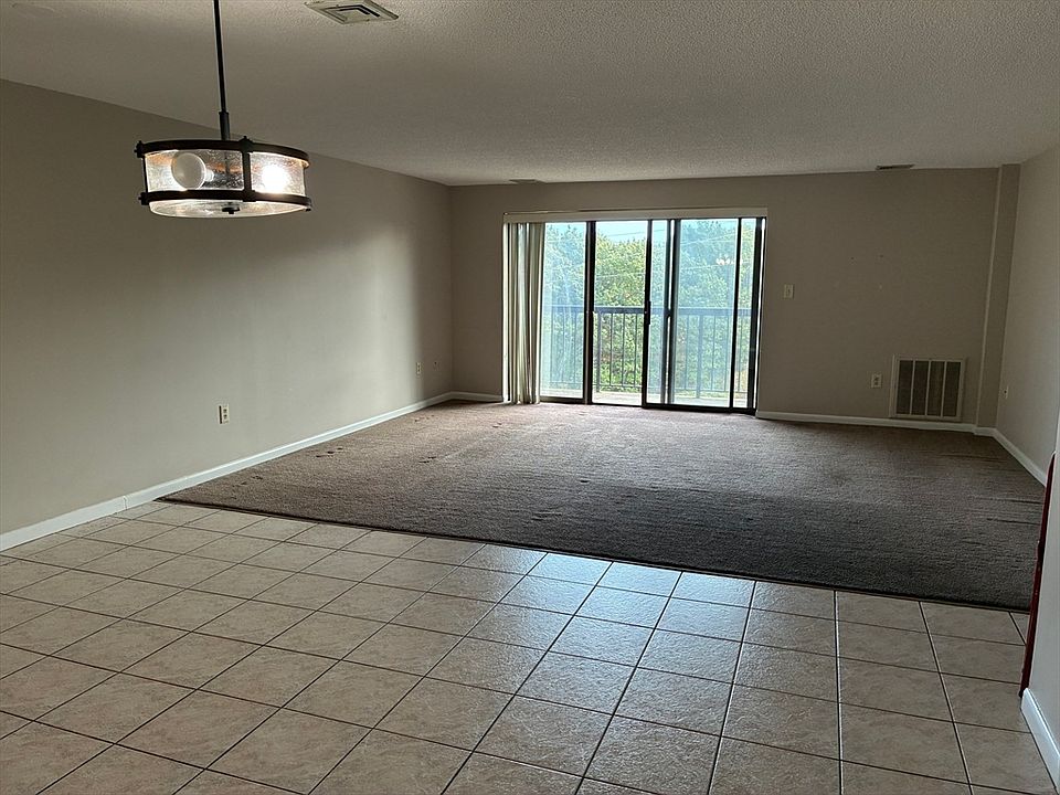 1st image of 292 Salem St APT 503