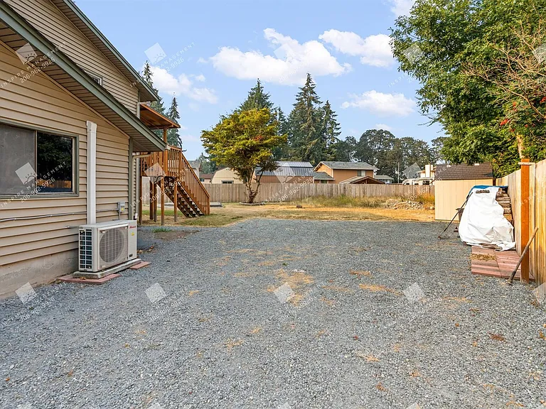1219 156th Street Ct E — Photo 11