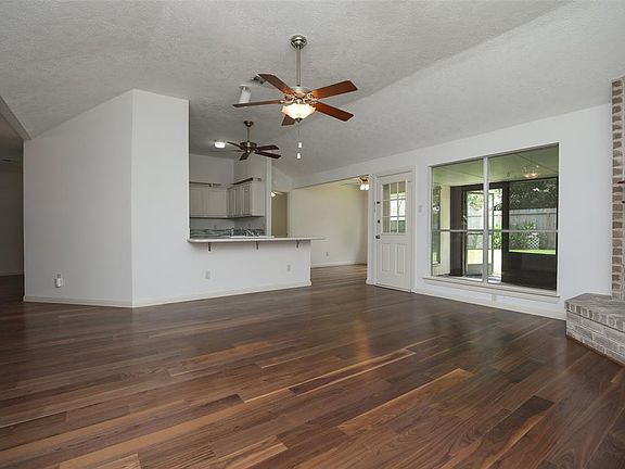 5th image of 5911 Angel Falls Ln