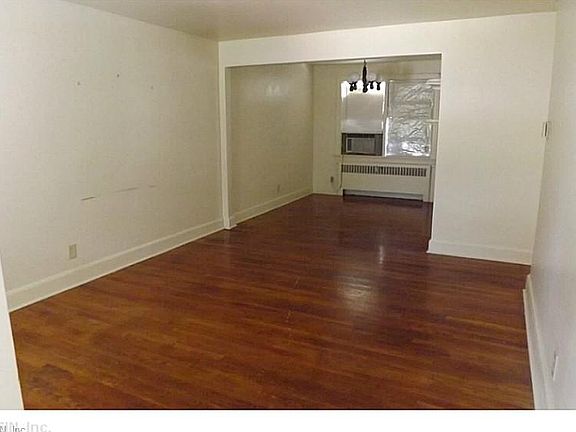 4th image of 7147 Midfield St #A