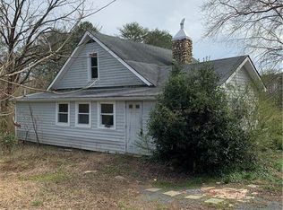 2771 Old Stagecoach Rd, Asheboro, NC 27205