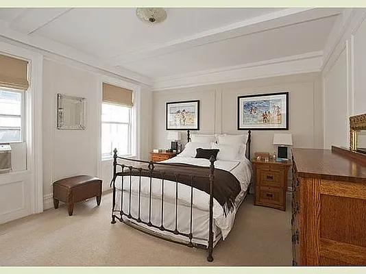 Sold by Stribling | media 28