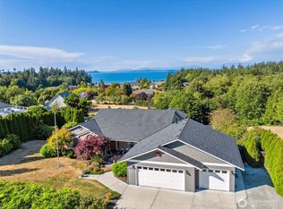 876 Marshall Dr, Camano Island, WA 98282