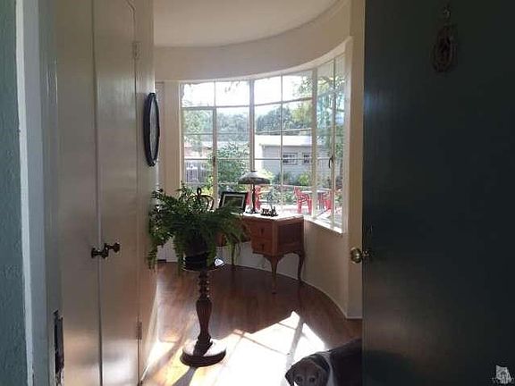 4th image of 1208 Woodland Dr