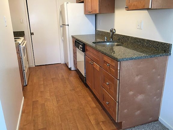 2nd image of 3851 Annapolis Ct