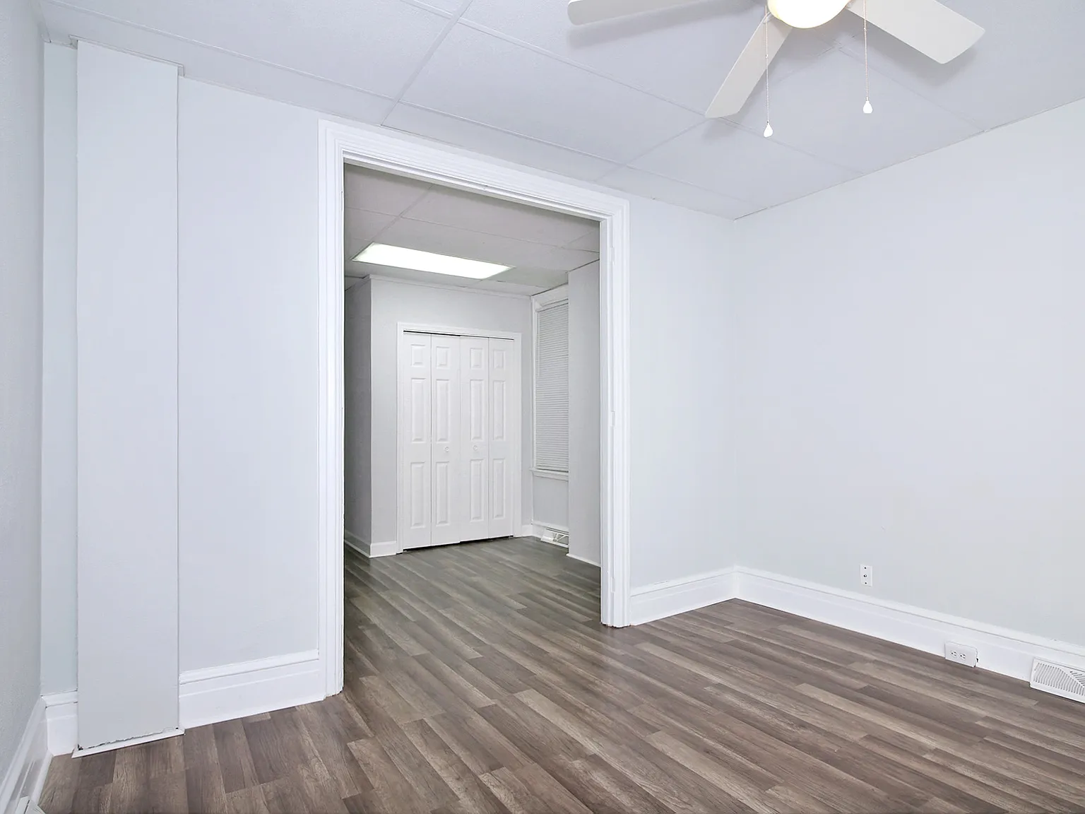 2 bed, 988 sqft, $1,250 — Photo 3