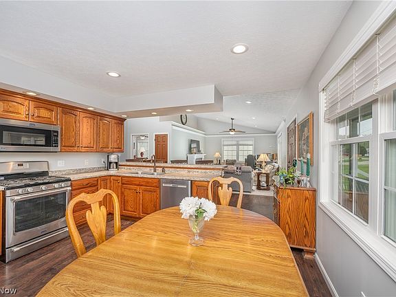 5th image of 1255 Bam Ln