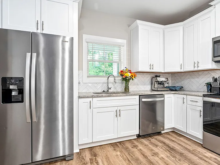 630 Village Dr #3 — Photo 8