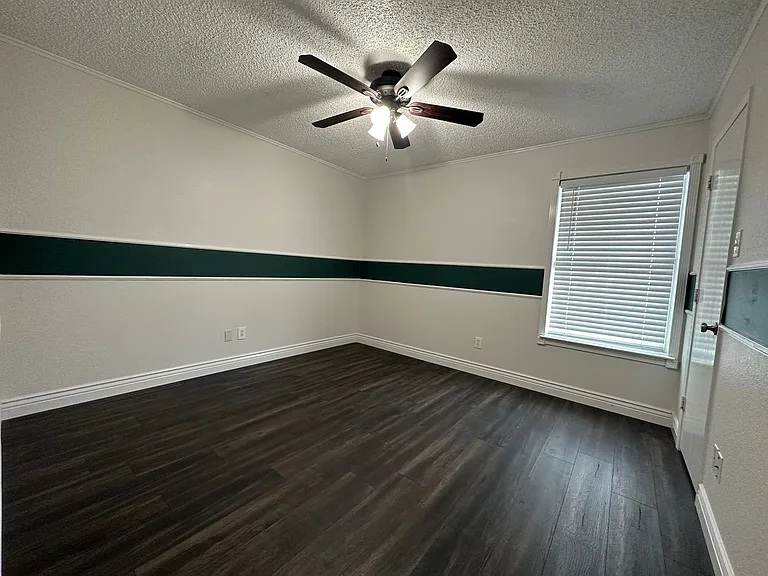5900 Aloe Ct — Photo 15