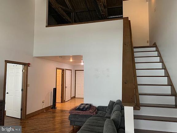 5th image of 600 N Hartley St APT 218