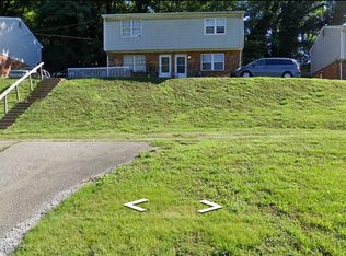 1828 Greenbrier Ave SE APT B, Roanoke, VA 24013