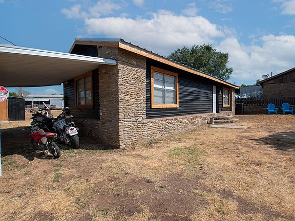 4th image of 817 Ridgeway