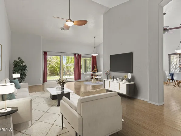 1135 W SEA FOG Drive, Gilbert, AZ 85233