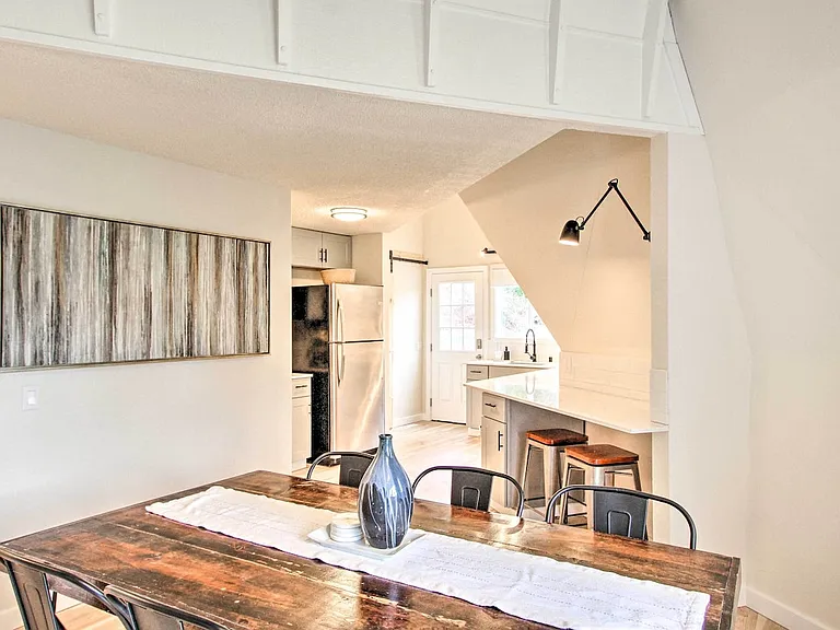 10723 Eatonville Hwy E — Photo 5