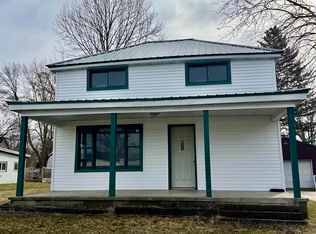 526 Hannah Ave, Alma, MI 48801