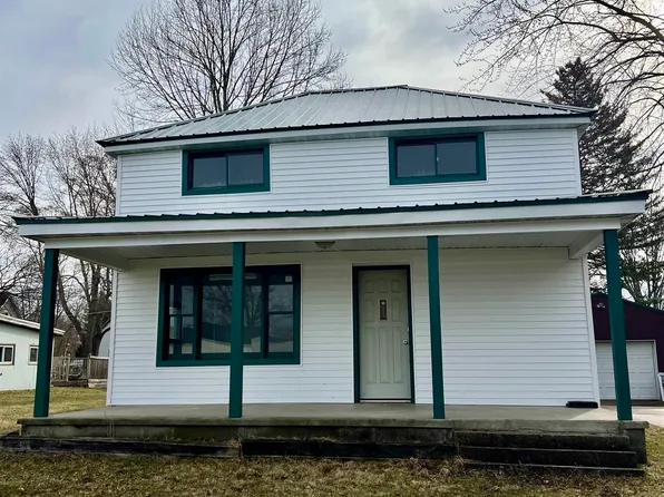 526 Hannah Ave, Alma, MI 48801
