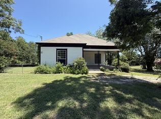 1631 W Johnson St, Denison, TX 75020