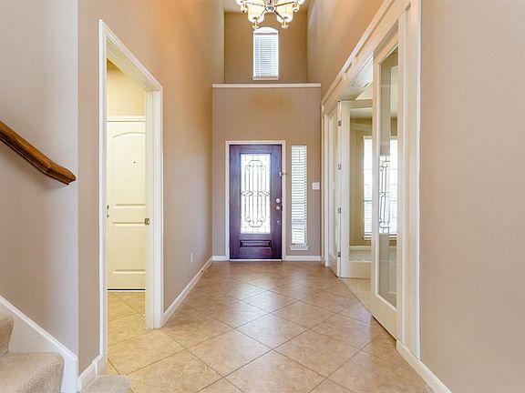4th image of 5226 Pebble Bluff Ln