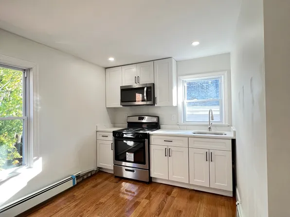 (undisclosed Address), Quincy, MA 02169