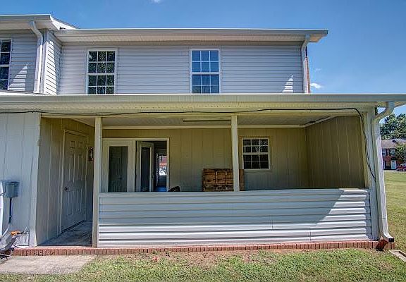 2nd image of 139 Stokes Dr #139